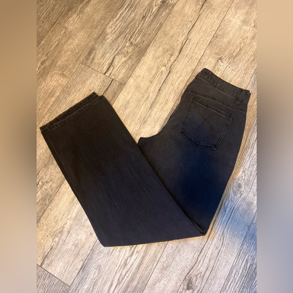 Strength Jeans - Picture 5 of 5